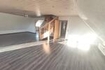 Große Maisonette mit Klimaanlagen (aktuell in 2 Wohnungen unterteilt) mit 2 Balkonen, 2 Einbauküchen und 2 Stellplätzen - Etagenwohnung Hausen | Angebot:27222621