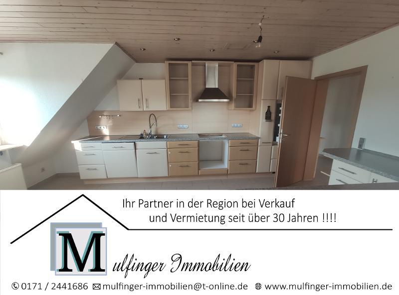 Große Maisonette mit Klimaanlagen (aktuell in 2 Wohnungen unterteilt) mit 2 Balkonen, 2 Einbauküchen und 2 Stellplätzen - Etagenwohnung Hausen | Angebot:27222621