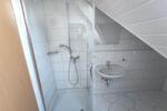 Große Maisonette mit Klimaanlagen (aktuell in 2 Wohnungen unterteilt) mit 2 Balkonen, 2 Einbauküchen und 2 Stellplätzen - Etagenwohnung Hausen | Angebot:27222621